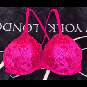 Victoria’s Secret Lacy Push Up Bra